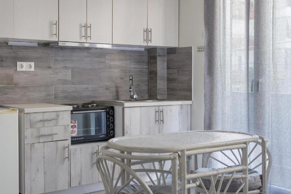 Lovely Studio Apartment For 2 Ppl In Atény Exteriér fotografie