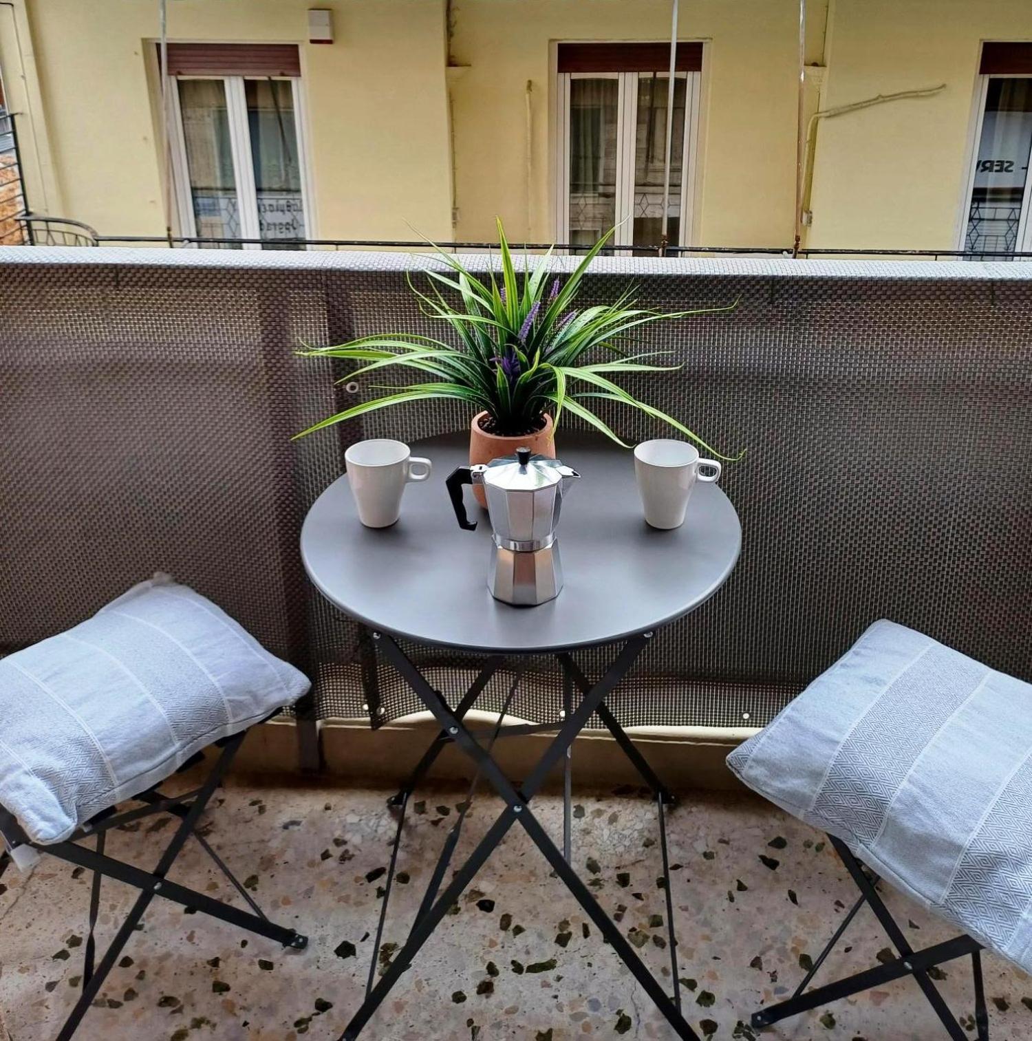 Lovely Studio Apartment For 2 Ppl In Atény Exteriér fotografie